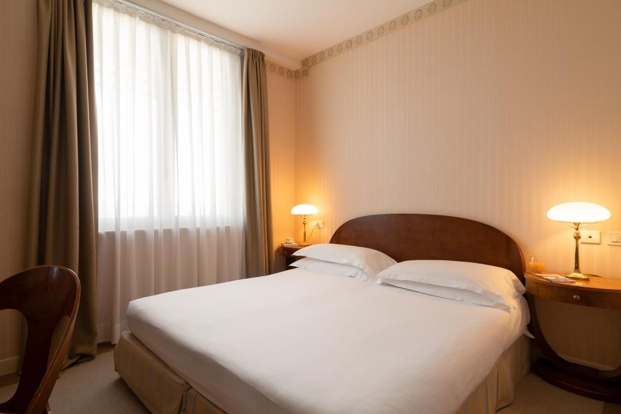 Grand Astoria 4*